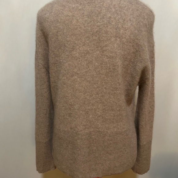 Rachel Zoe Women’s 100% 2ply Cashmere Sweater. Light Brown. Large. - Picture 3 of 4